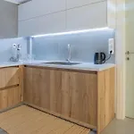 A Brand New, Beautifully Decorated Maisonette. *